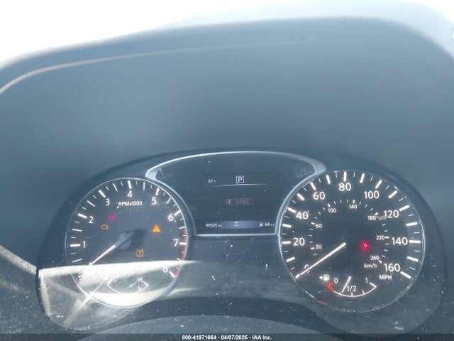 5N1DR2MN6JC605063 Nissan Pathfinder Sv