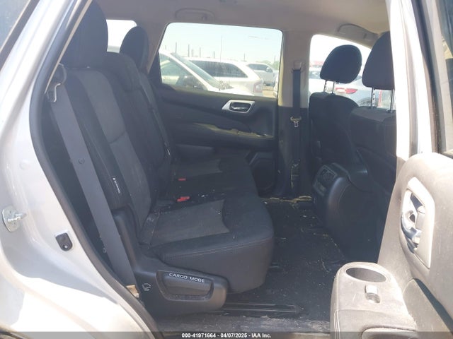 5N1DR2MN6JC605063 Nissan Pathfinder Sv