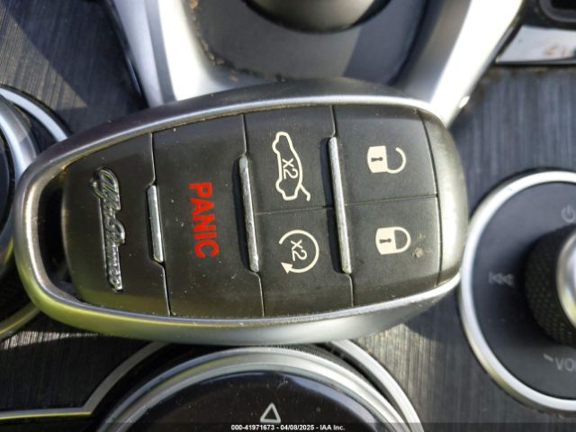 ZASPAJAN5L7C91383 Alfa Romeo Stelvio Rwd