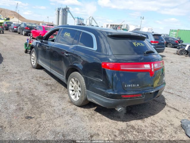 2LMHJ5NK7GBL00747 Lincoln Mkt Livery