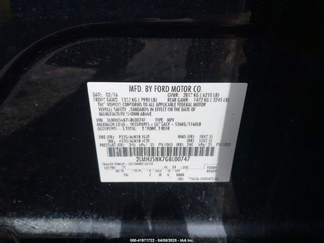 2LMHJ5NK7GBL00747 Lincoln Mkt Livery