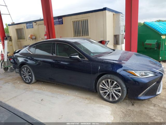 58ADZ1B1XMU100242 Lexus ES 350