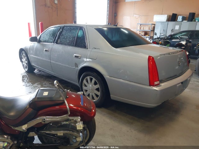 2006 CADILLAC DTS 1G6KD57Y46U115629 Photo 2
