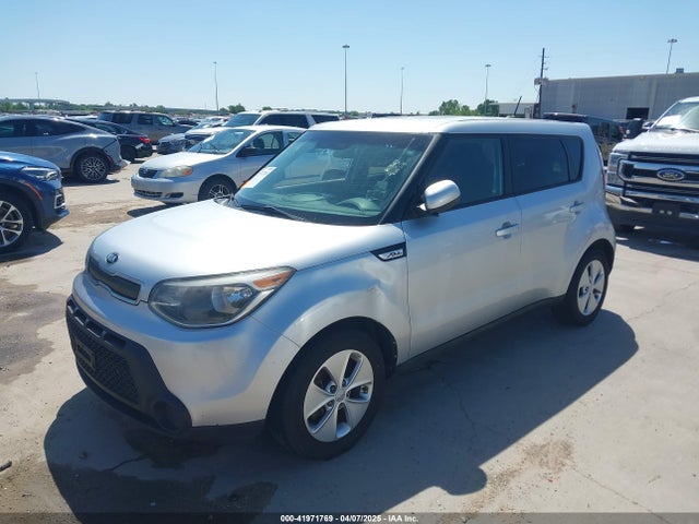 KIA Soul 2015 KNDJN2A23F7755869 Image 2