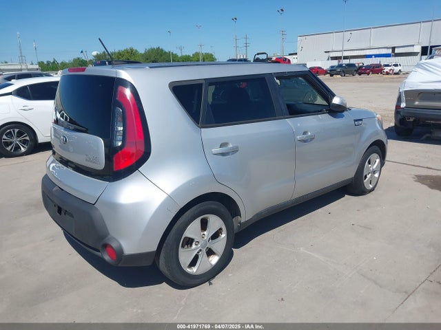 KIA Soul 2015 KNDJN2A23F7755869 Image 4