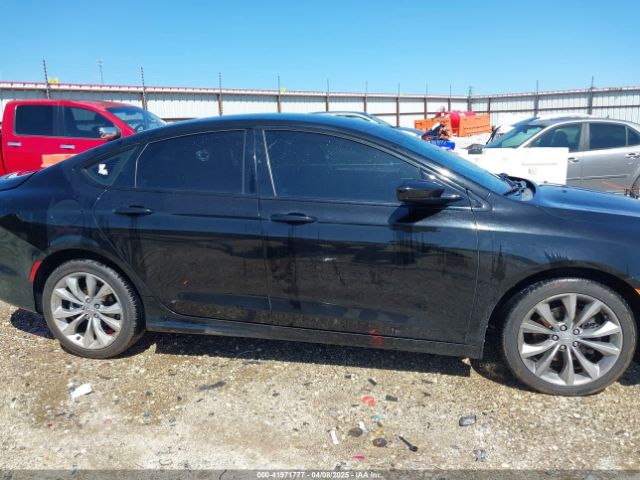 1C3CCCBBXFN721897 Chrysler 200 S
