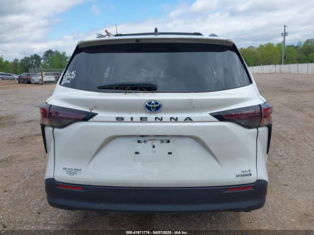 5TDYRKECXPS153791 Toyota SIENNA XLE