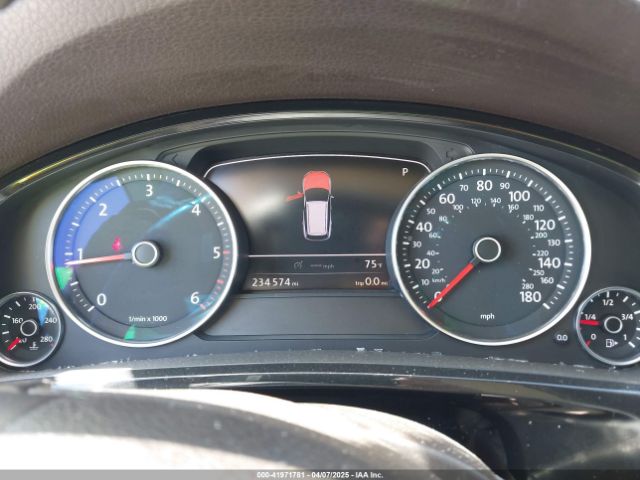 2012 VOLKSWAGEN TOUAREG WVGFK9BPXCD000566 Photo 6