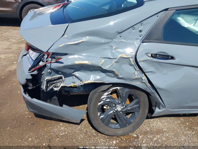 KMHLM4AG9PU437580 Hyundai ELANTRA SEL