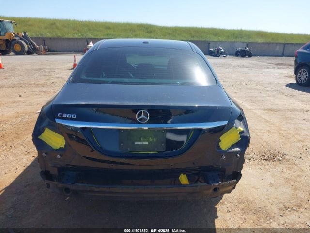 55SWF4JB2GU130324 Mercedes-Benz C 300 Luxury/sport