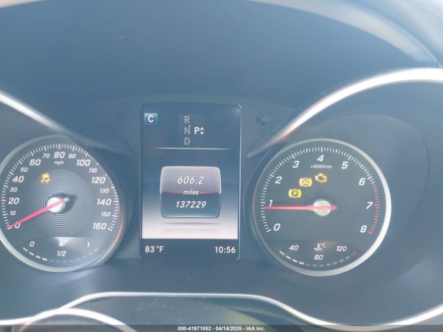 55SWF4JB2GU130324 Mercedes-Benz C 300 Luxury/sport