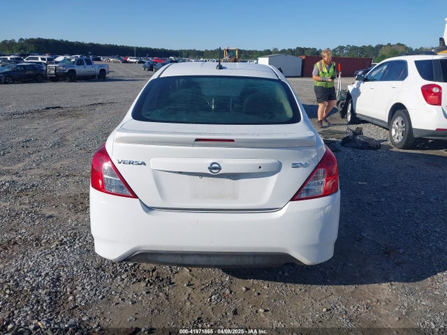 3N1CN7AP9HL834496 Nissan Versa 1.6 Sv