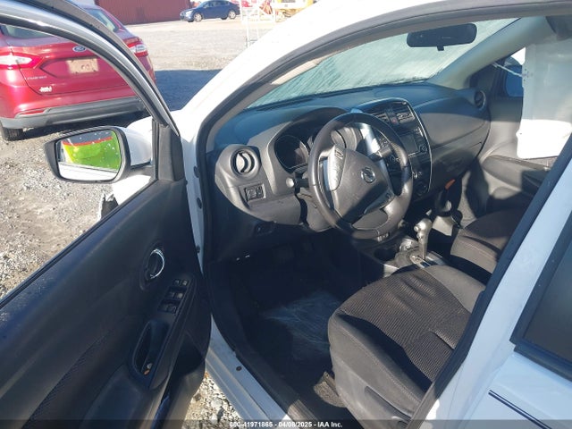 3N1CN7AP9HL834496 Nissan Versa 1.6 Sv