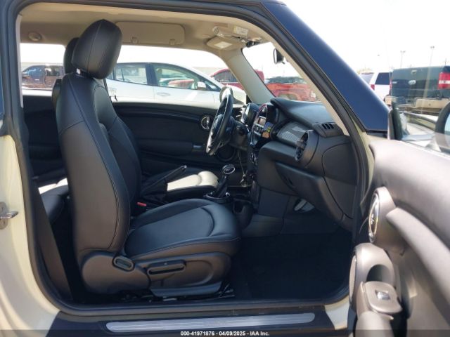 2016 MINI HARDTOP WMWXP5C54G3B76234 Photo 4