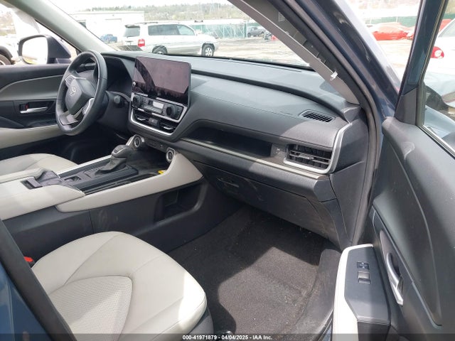 5TDAAAB54RS000108 Toyota Grand Highlander Xle