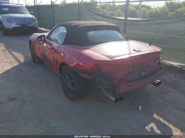 2017 FIAT 124 SPIDER JC1NFAEK1H0117390 Photo 2