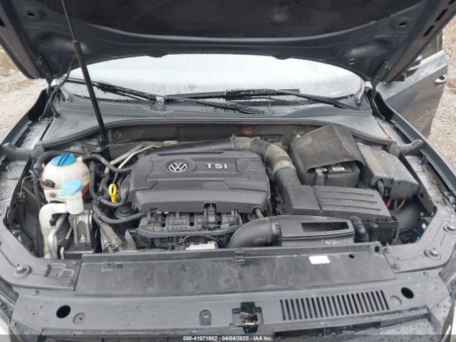 1VWBT7A32EC108205 Volkswagen Passat 1.8t Se