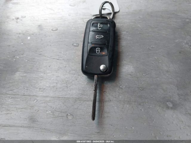 1VWBT7A32EC108205 Volkswagen Passat 1.8t Se