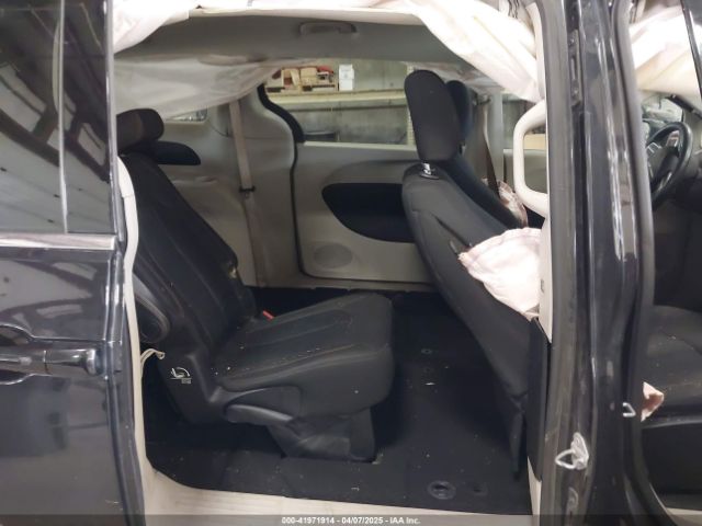 2C4RC1DGXHR585294 Chrysler Pacifica Touring