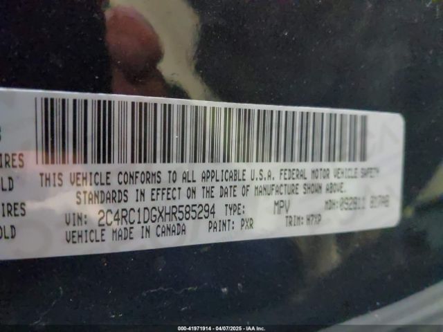 2C4RC1DGXHR585294 Chrysler Pacifica Touring