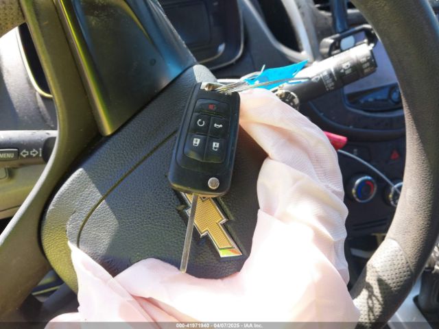 3GNCJKSB8GL213447 Chevrolet Trax 1ls