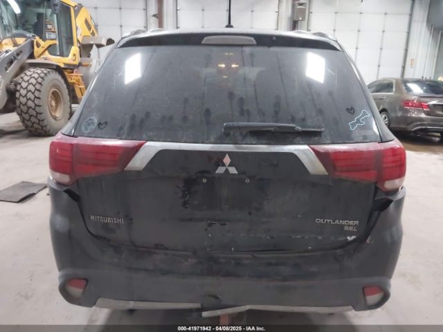 JA4AZ3A3XGZ019272 Mitsubishi Outlander Sel