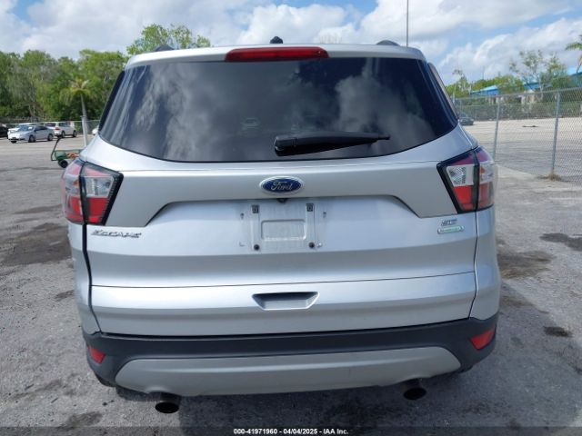 1FMCU0GD4JUC80814 Ford ESCAPE SE
