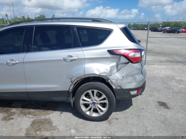 1FMCU0GD4JUC80814 Ford ESCAPE SE