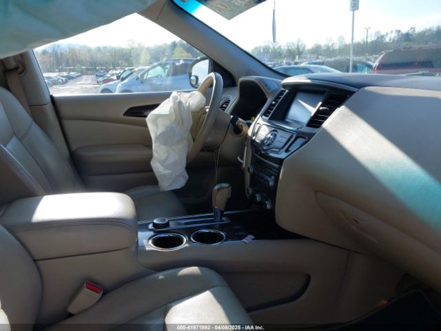 5N1AR2MM1EC656163 Nissan Pathfinder Sl