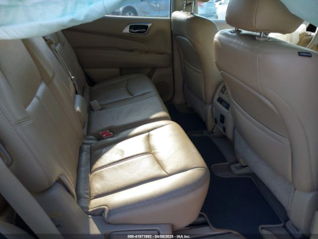 5N1AR2MM1EC656163 Nissan Pathfinder Sl