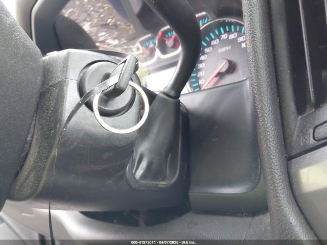 1GCVKREC7JZ151678 Chevrolet Silverado 1500 1lt
