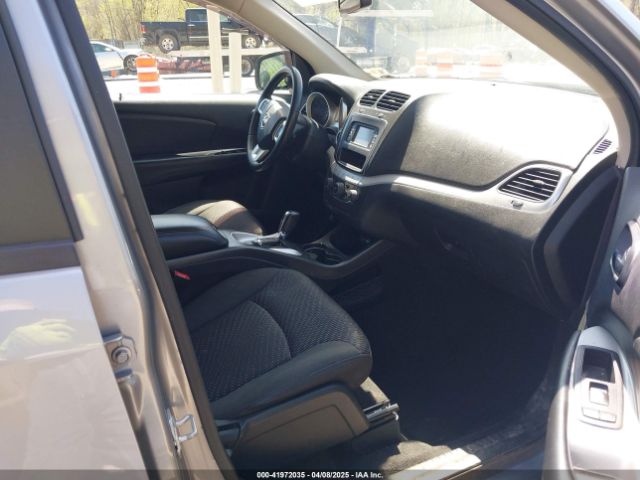 3C4PDCAB9JT531710 Dodge JOURNEY SE