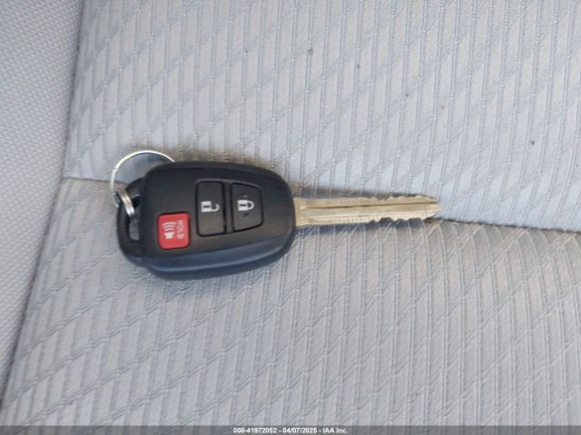 5TDZZRFH3KS353993 Toyota Highlander Le