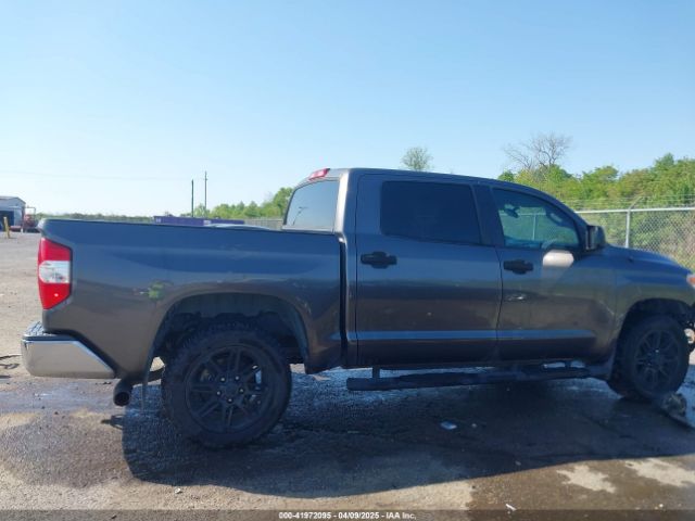 5TFEW5F18HX227330 Toyota Tundra Sr5 5.7l V8
