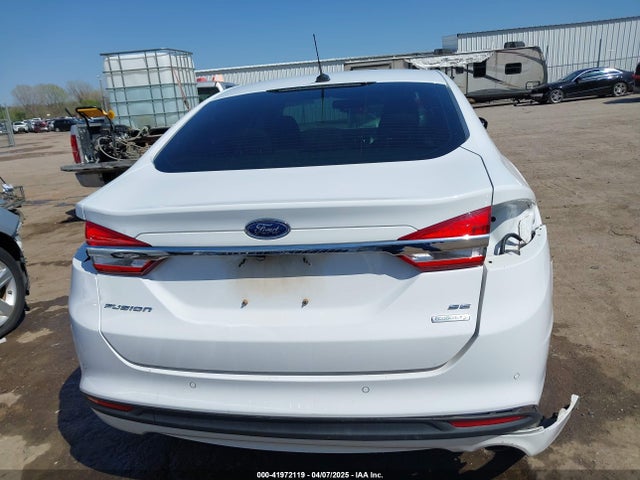 3FA6P0HD2HR326851 Ford FUSION SE