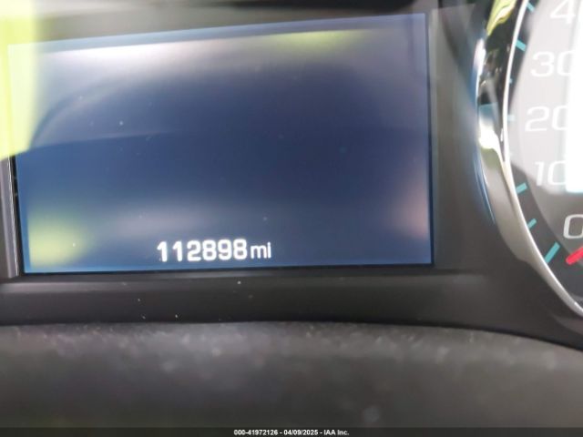 1GNSKHKC6KR300656 Chevrolet Suburban Lt