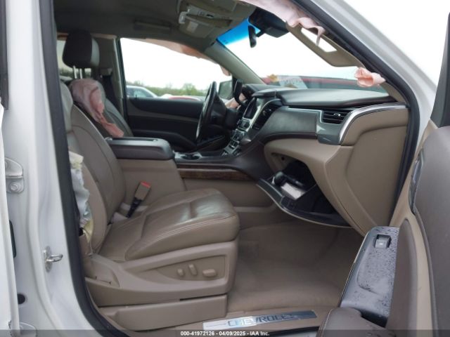 1GNSKHKC6KR300656 Chevrolet Suburban Lt