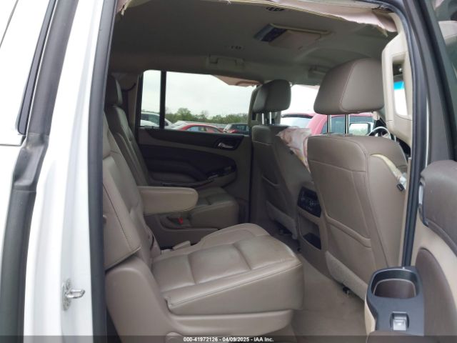 1GNSKHKC6KR300656 Chevrolet Suburban Lt