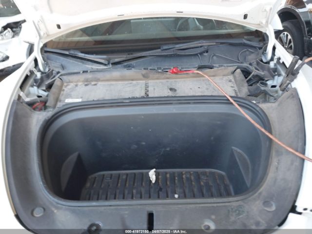 2023 TESLA MODEL Y 7SAYGDEE5PA085472 Photo 9