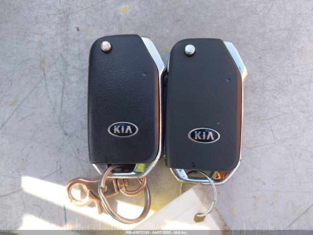 3KPF24AD6LE147268 KIA Forte Lxs