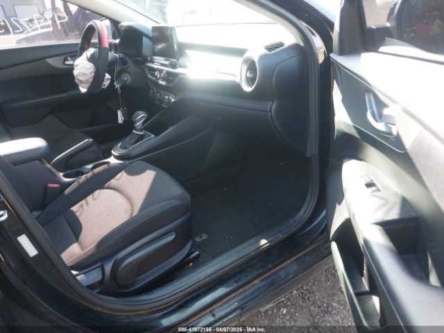 3KPF24AD6LE147268 KIA Forte Lxs