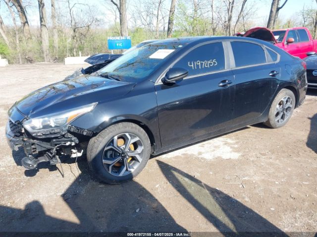 3KPF24AD6LE147268 KIA Forte Lxs