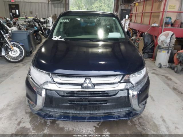 JA4AZ3A32GZ016768 Mitsubishi Outlander Se