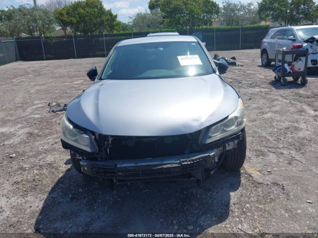 1HGCR2F33HA065142 Honda ACCORD LX