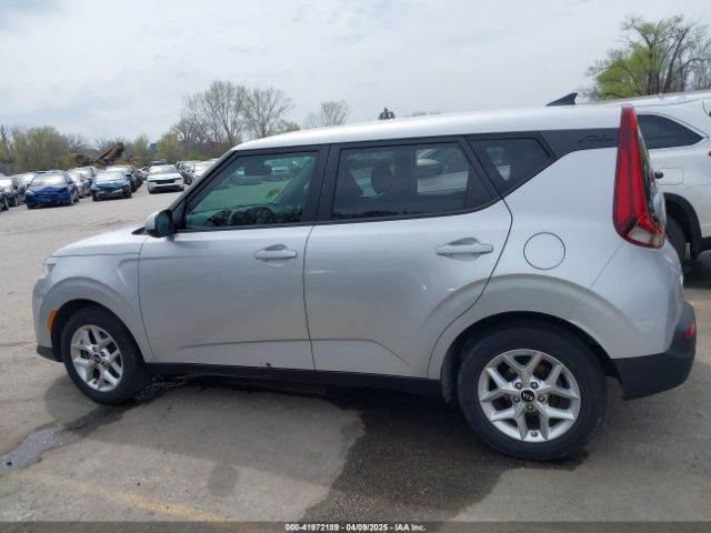 KNDJ23AU7L7104403 KIA SOUL S