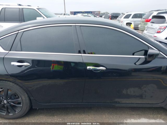 1N4AL3AP4HC215163 Nissan Altima 2.5 Sr