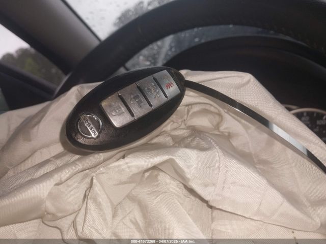3N1CB7AP4HY230897 Nissan Sentra Sr Turbo