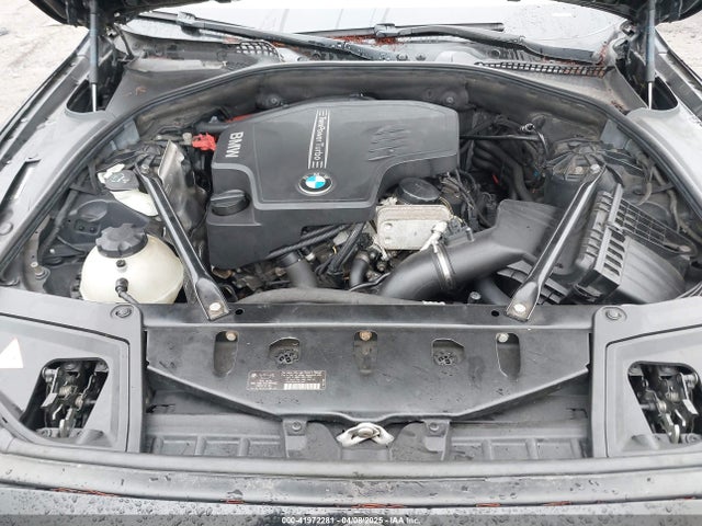 WBA5A7C57ED616665 BMW 528i Xdrive