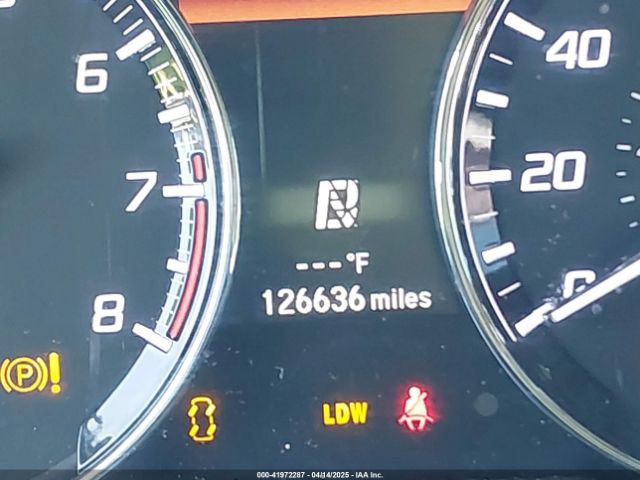 JH4KC1F3XEC002575 Acura RLX