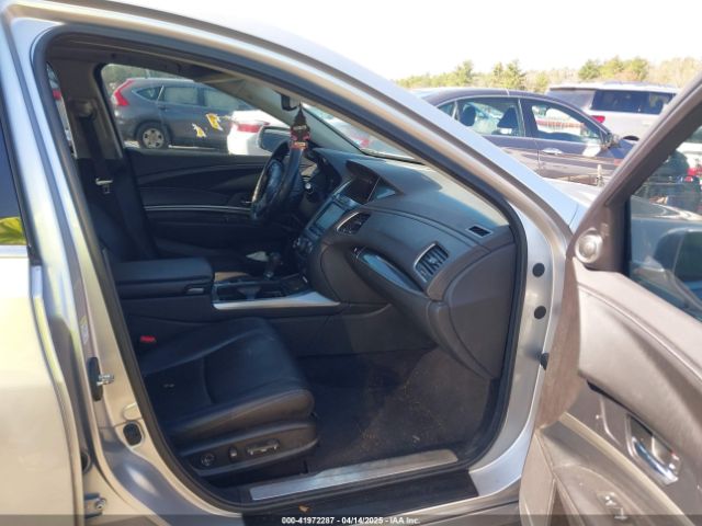 JH4KC1F3XEC002575 Acura RLX